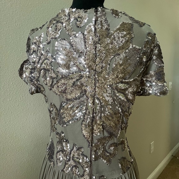 BETSY & ADAMS EVENING DRESS ✨ - Picture 8 of 14